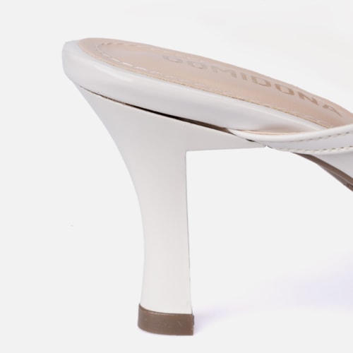 Scarpin Feminino Slingback Salto Alto Fino Tiras Com Fivelas Off White