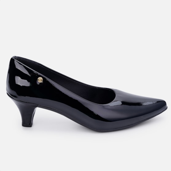 Scarpin Salto Baixo Verniz Bico Fino Preto