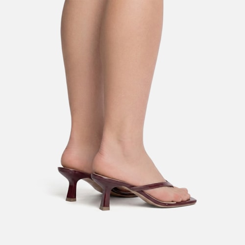 Tamanco de Dedo Domidona Bico quadrado Salto Fino Elegante Marsala