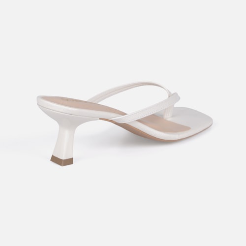 Tamanco de Dedo Domidona Bico Quadrado Salto Fino Elegante Off White