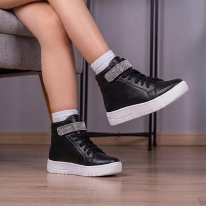 Segunda imagem do produto Tênis Feminino Infantil Cano Alto Conforto Casual Tira Strass Preto