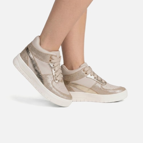 Tênis Infantil Menina Fashion Brilho Metalizado Casual Dourado
