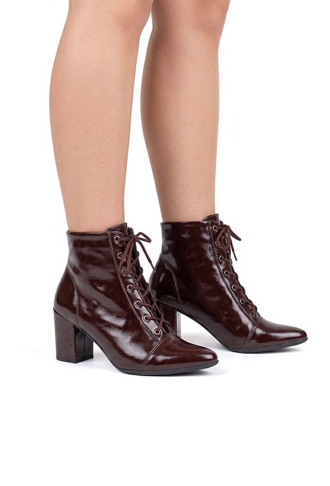 Bota Feminina Cano Curto Salto Bloco Confortável Marrom Rocha Domidona